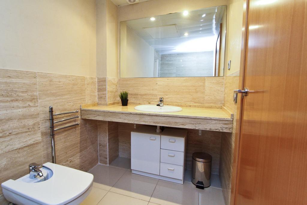 Planet Costa Dorada Apartment *